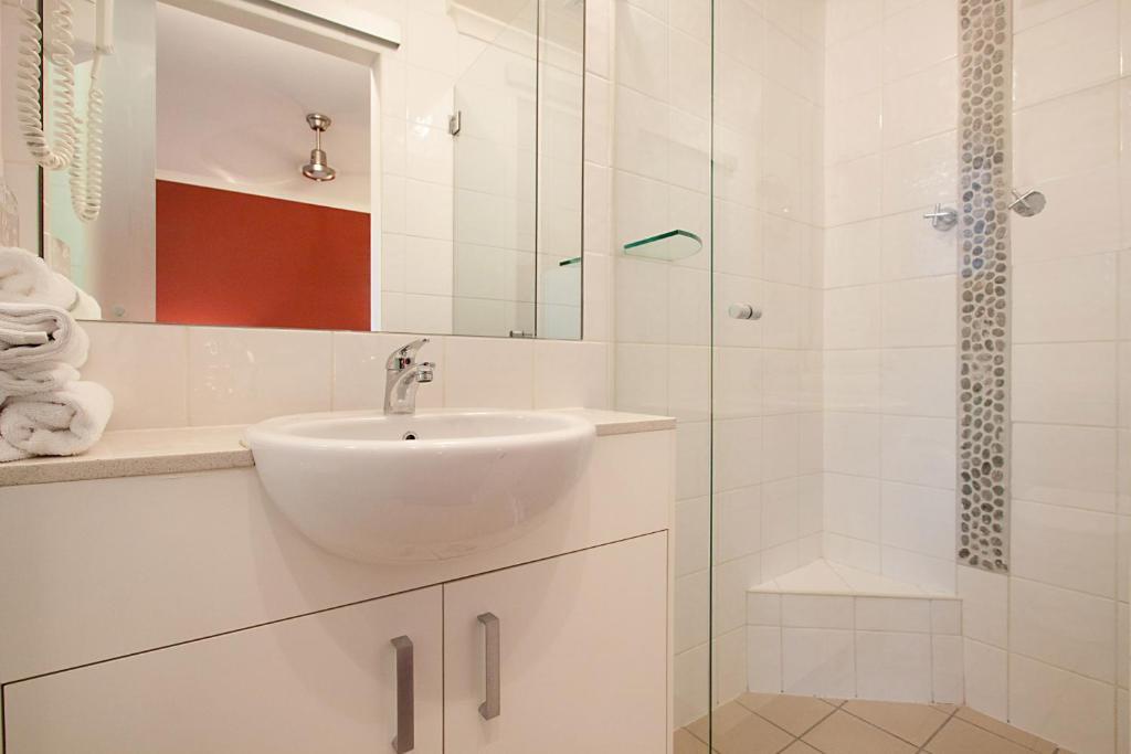 Alkira 4*